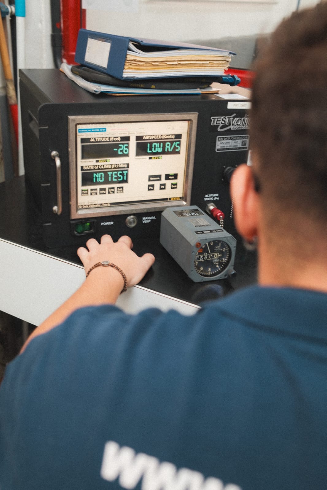 Instruments - Imagem 1